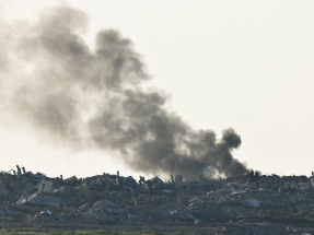 Smoke rises from Gaza, as seen from the Israeli side of the Israel-Gaza border in Israel. Photo: Reuters