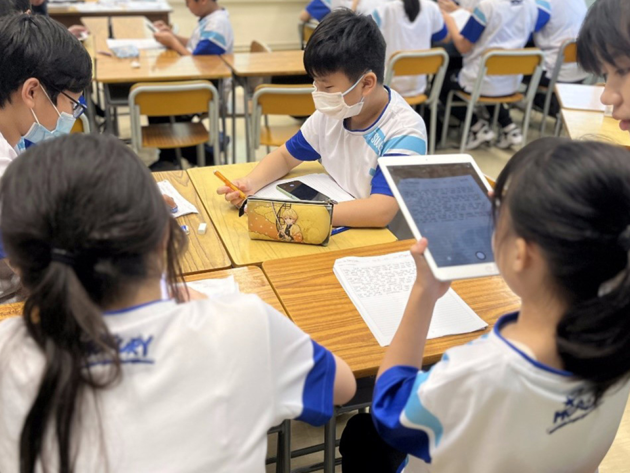 謝婉貞說，由優質教育基金撥備5億元推行的「電子學習配套計劃」共資助22個項目。（教育局網頁）