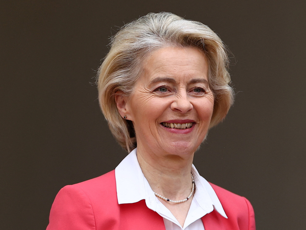 馮德萊恩說，唯有施加壓力，俄羅斯才會帶著誠意坐上談判桌。（路透社資料圖片）