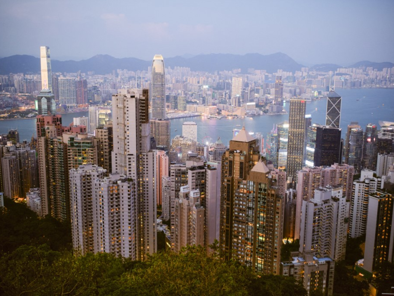 金發局建議政府牽頭發行30年期債券，強化香港債市並建立有效收益率曲線。（法新社資料圖片）