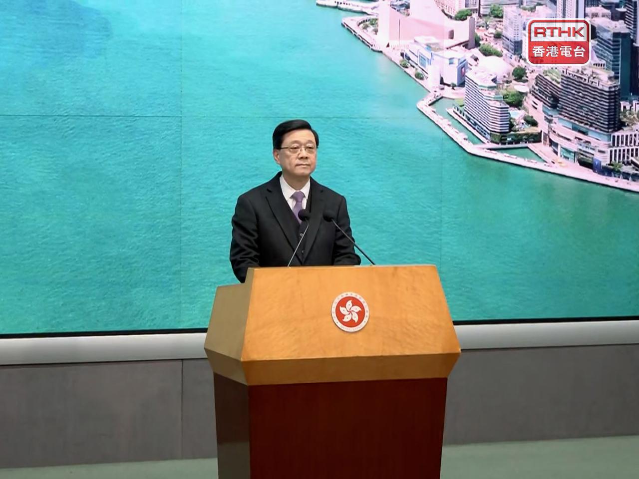 李家超指本港將延續旅遊業增長勢頭，舉辦多姿多彩的活動。（廖漢榮攝）