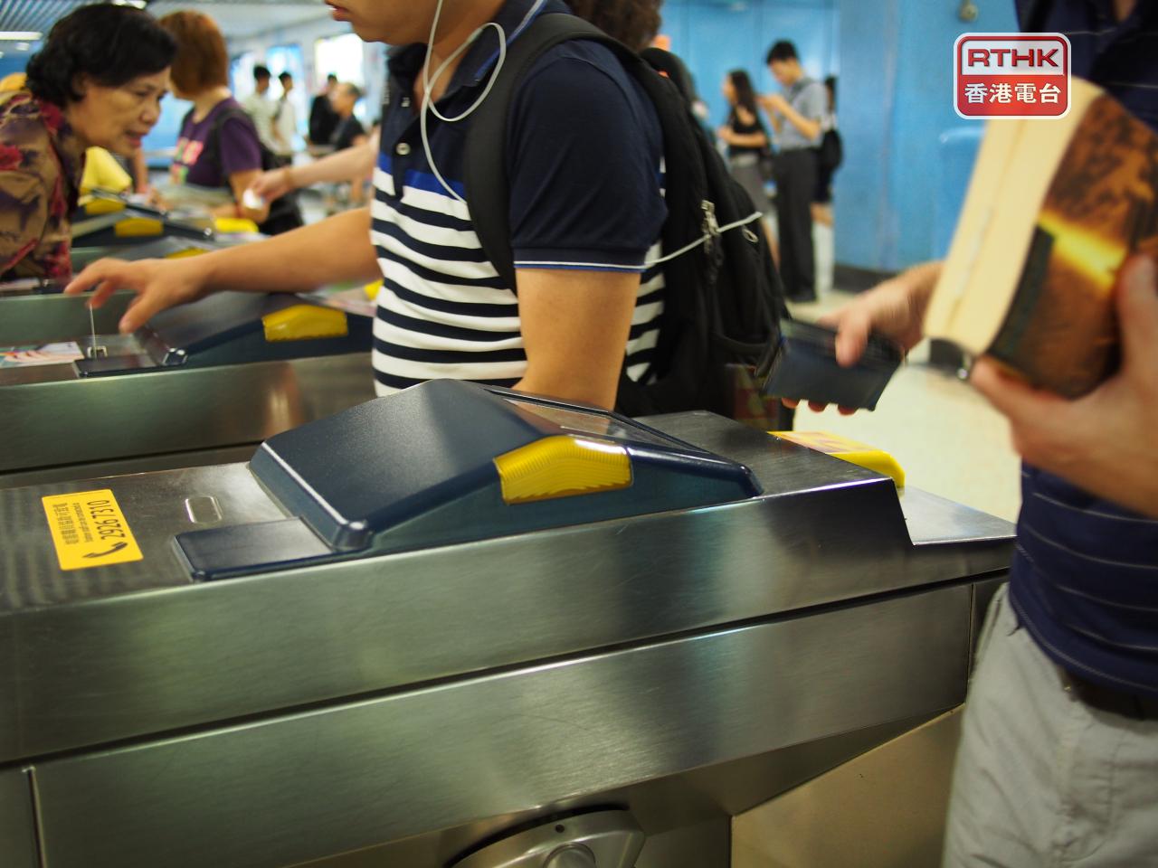 The city's rail giant will run more than 600 additional train trips starting this Friday and during the Chinese New Year period. File photo: RTHK