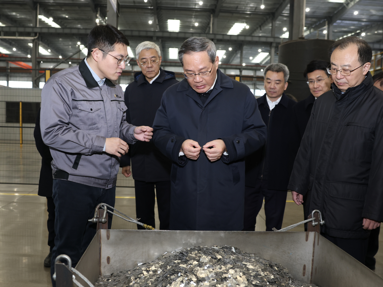 李強在贛州富爾特電子股份有限公司調研。（新華社）