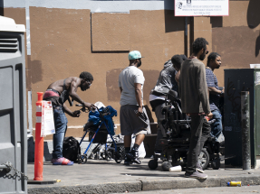 美國上周新申領失業援助人數按周減少5千人，降至22.7萬人，多於市場預期。（新華社資料圖片）