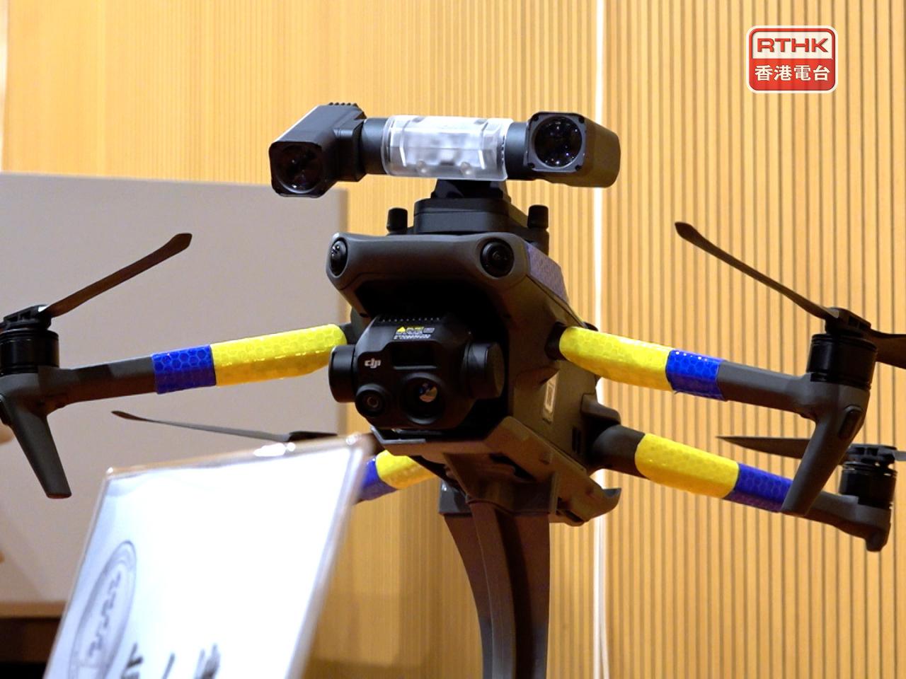 警方上星期在啟德站附近進行無人機反罪惡巡邏。（港台圖片)