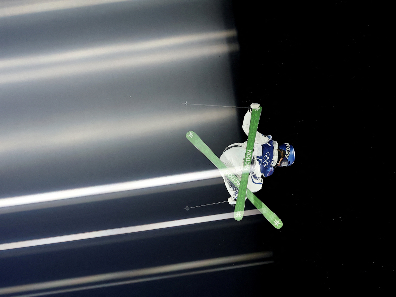 爭取衛冕的中國選手谷愛凌鎖定決賽席位。（路透社）