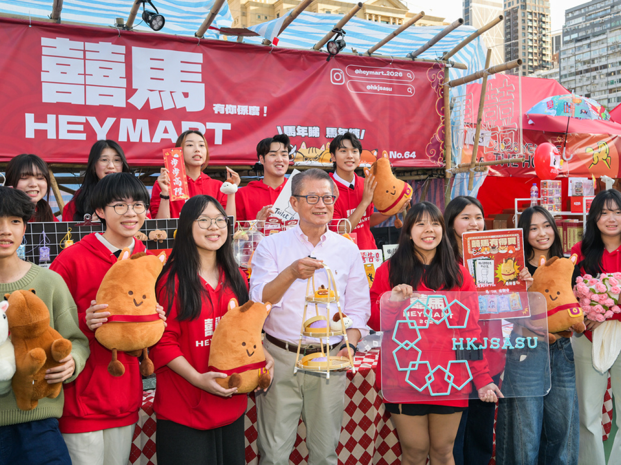 Paul Chan has praised student vendors at the Victoria Park flower market for coming up with creative products. Photo courtesy of Paul Chan's blog