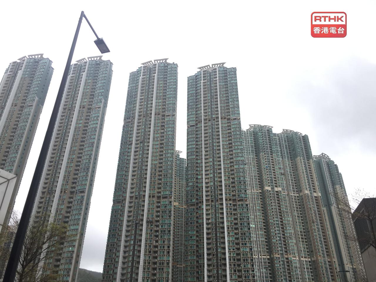 地產代理表示，蛇年最後一個周末二手交投顯著回軟。（港台圖片）