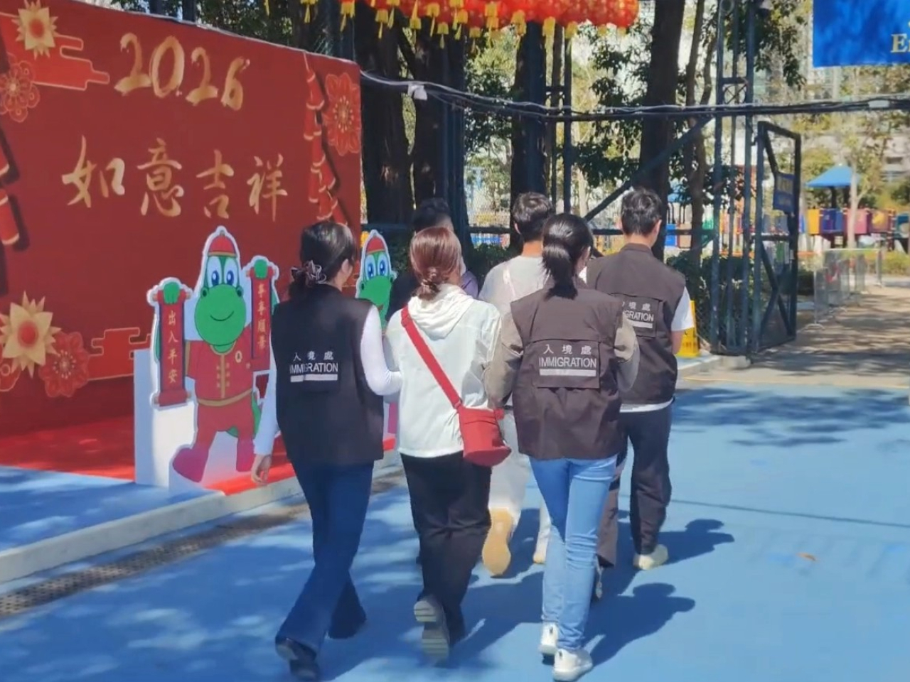 懷疑非法勞工在行動中被捕。（政府新聞處）