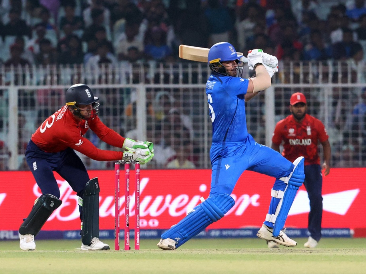 Grant Stewart blasted 45 off 23 balls to keep Italy in with a chance of a shock victory. Photo: Reuters