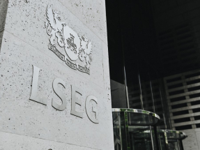 歐洲主要股市造好，其中倫敦富時指數收市報10686點，升130點，升幅1.23%。（法新社資料圖片）