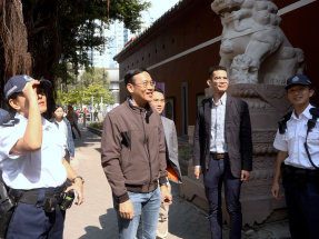 不少市民到沙田車公廟祈福　陳俊燊稱警方人流管理行之有效