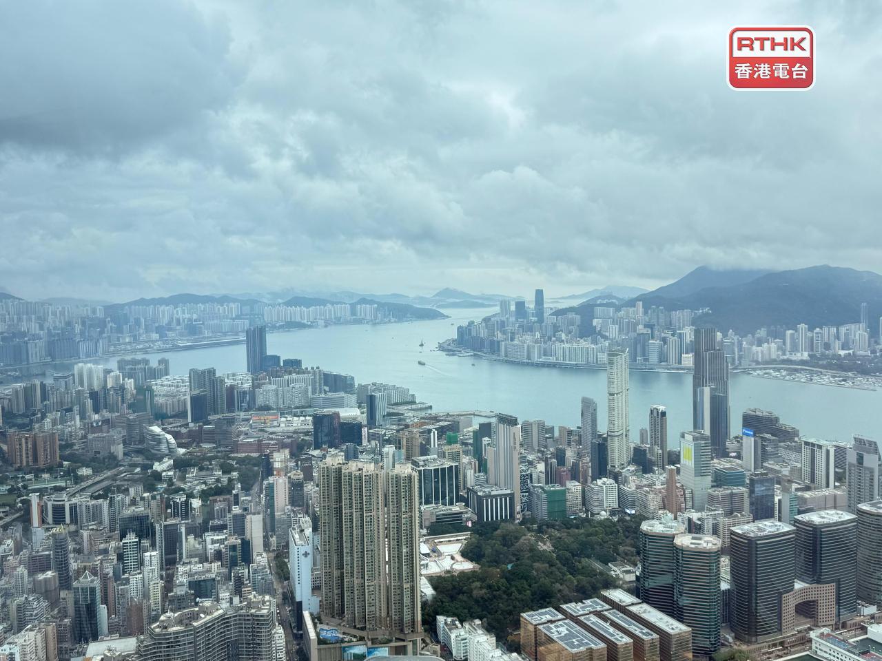 貨幣發行委員會會議紀錄提到，預料今年香港經濟將溫和增長，隨著金融狀況較寬鬆，住宅市場進一步復甦。（港台圖片）