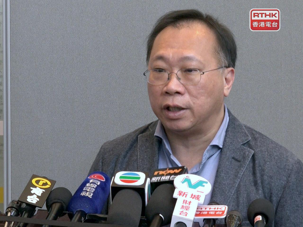 林筱魯表示若果要原址重建宏福苑，政府必須百分百收回業權，但過程漫長。（港台圖片）