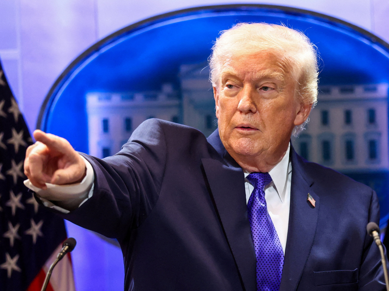 特朗普宣布將加徵10%的全球關稅，以取代部分被最高法院推翻的緊急關稅措施。（路透社）