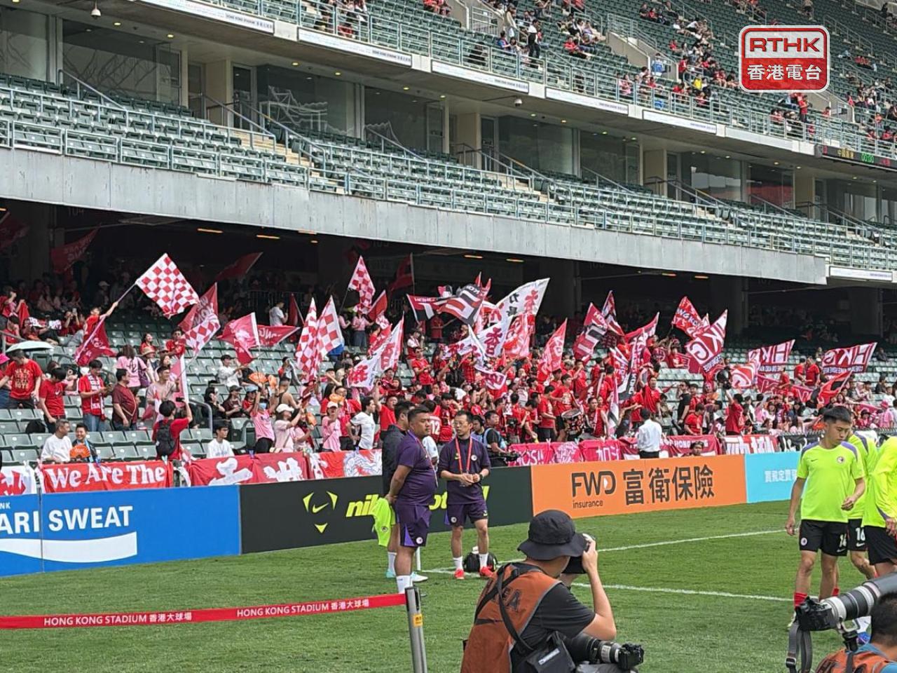 賀歲盃足球賽下午3時在香港大球場舉行，港隊迎戰韓職FC首爾。（鄧鈞尤攝）