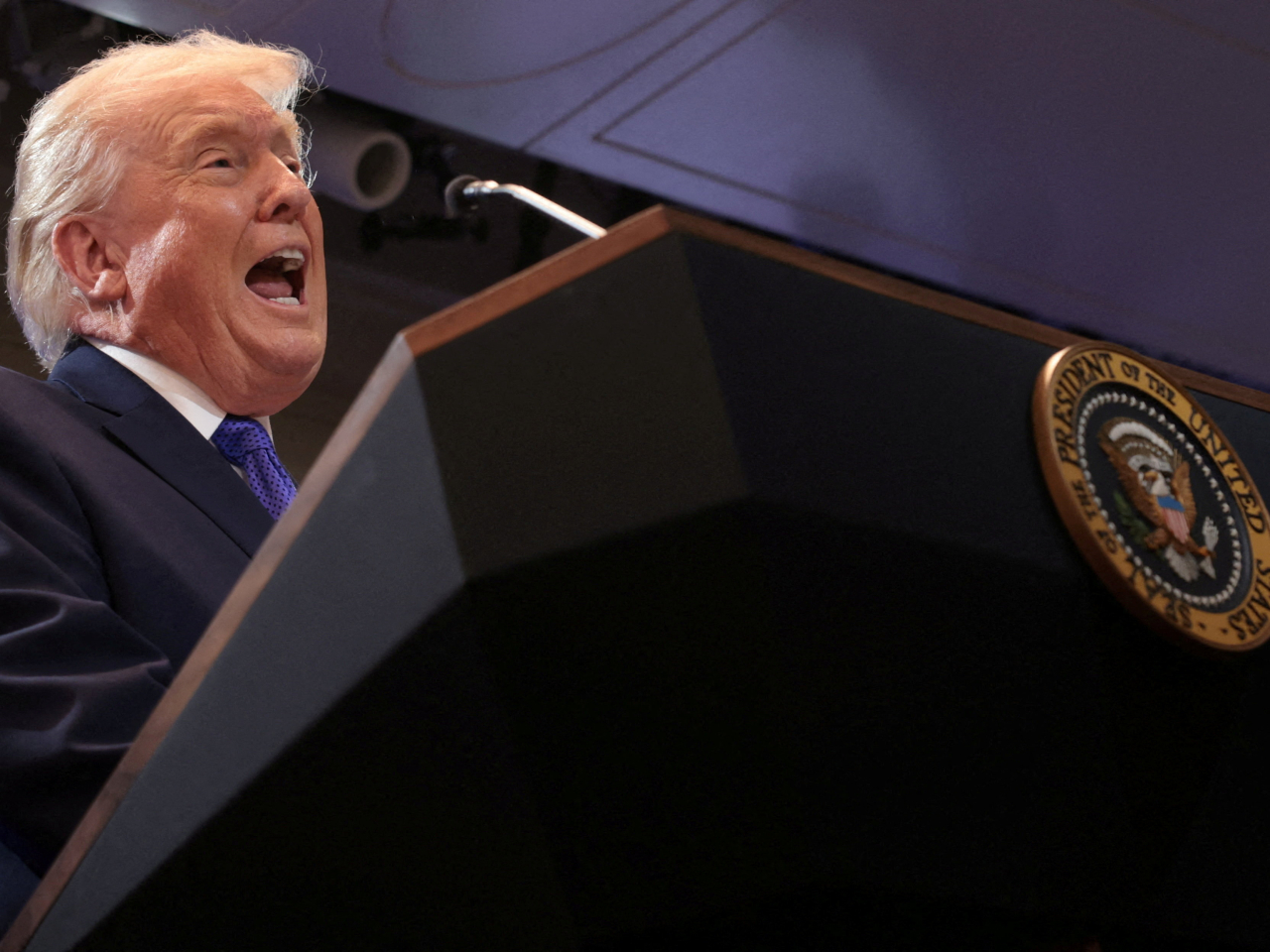 特朗普宣布，將對所有國家進口商品加徵的關稅從10%提高至15%。（路透社資料圖片）