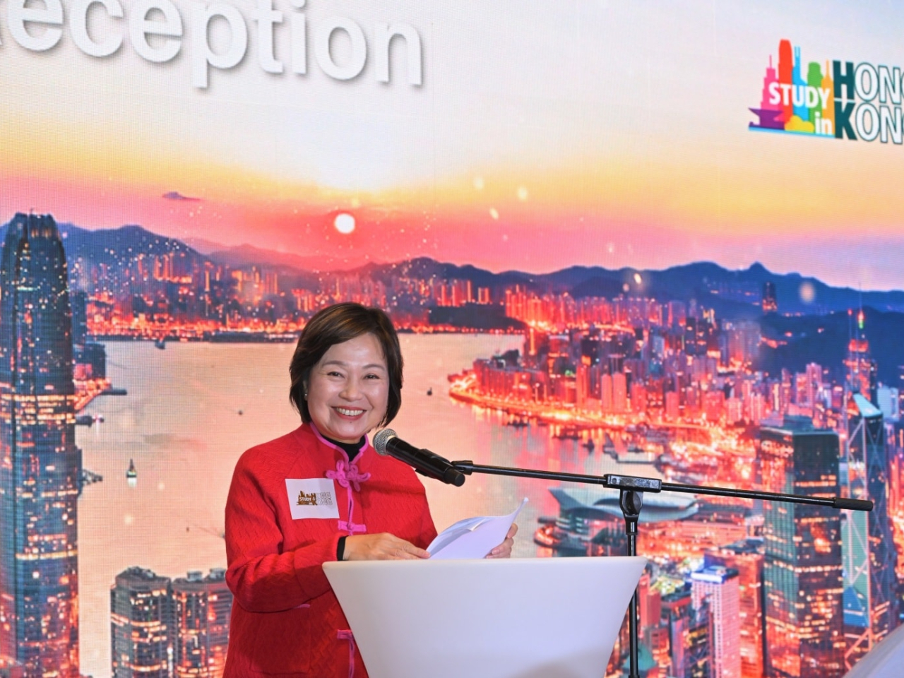 蔡若蓮表示，「留學香港周」啟動禮有近300名本地及國際的教育代表出席，藉機增進交流，拓闊協作空間。（蔡若蓮社交平台圖片）
