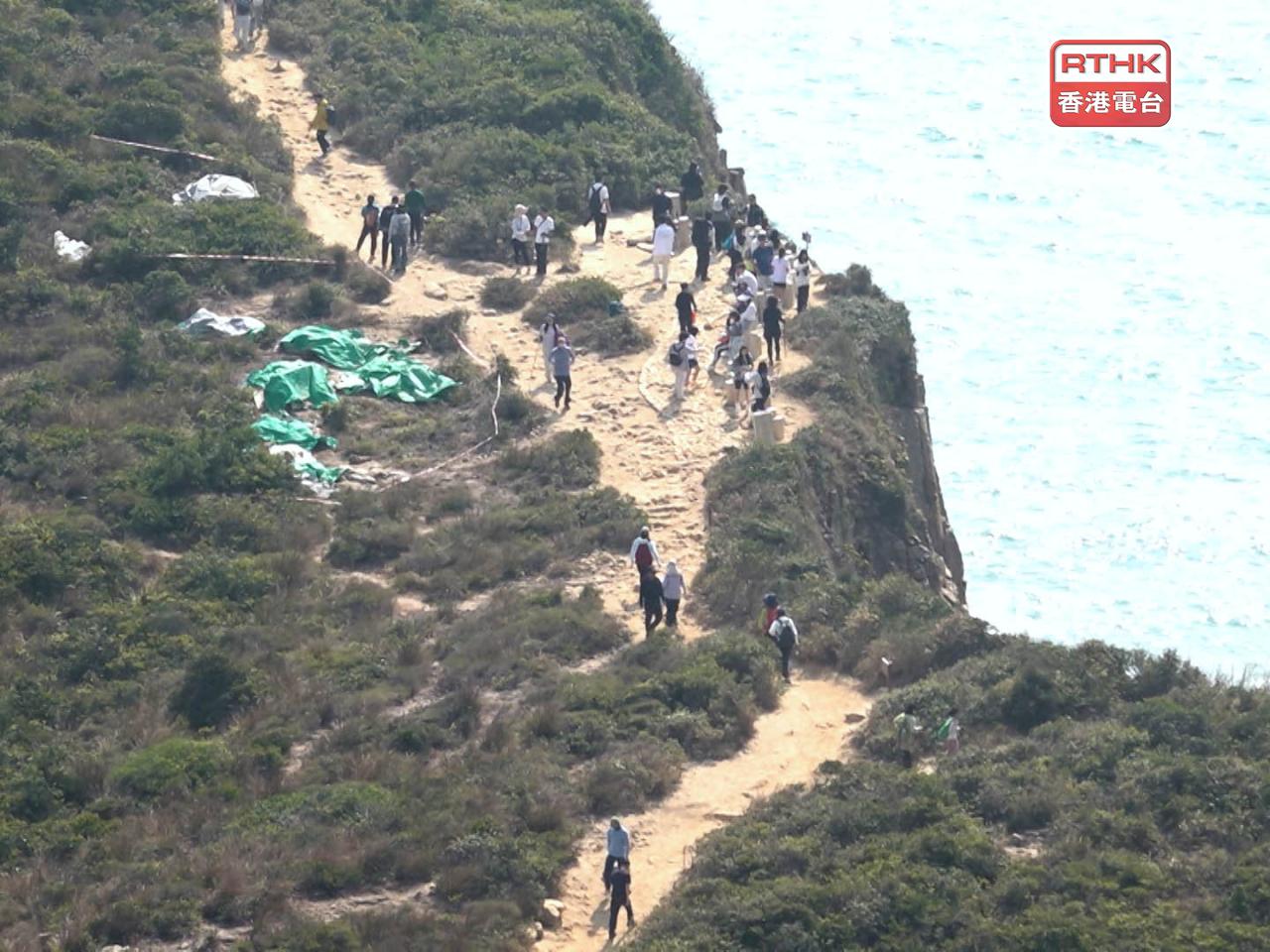 漁護署表示，農曆新年期間，署方人員在各郊外人流熱點進行巡查，認為情況屬於可控。（港台圖片）