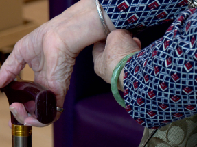 財政預算案｜長者社區照顧服務券增4千張　院舍服務券增1千張