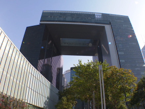 財政預算案｜嚴控開支縮公務員編制　按機制進行薪酬趨勢調查