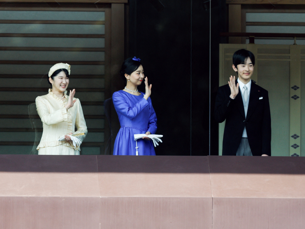 A subtle game of thrones dynamic is playing out in Japan, revolving around Princess Aiko, left, and Prince Hisahito. File photo: Reuters
