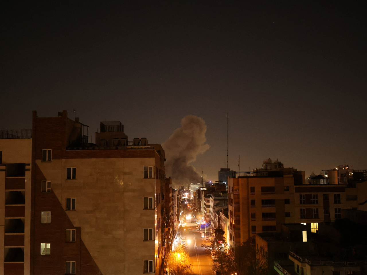 伊朗首都德黑蘭再次傳出爆炸聲，並響起防空警報。（路透社）