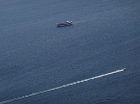 伊朗警告不允許一滴石油離開中東地區