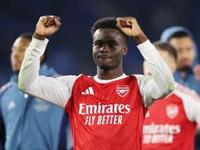 薩卡一箭定江山，協助阿仙奴取勝。（路透社）