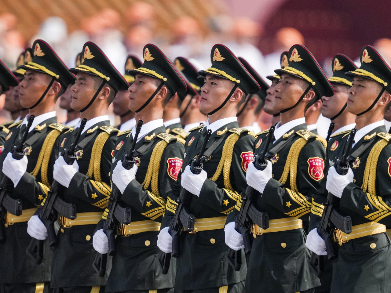 李強指新的一年，要深入貫徹習近平強軍思想，貫徹新時代軍事戰略方針，堅持黨對人民軍隊的絕對領導。（新華社資料圖片）