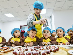 全國兩會｜十五五草案應對老齡化　提出優化生育支持政策