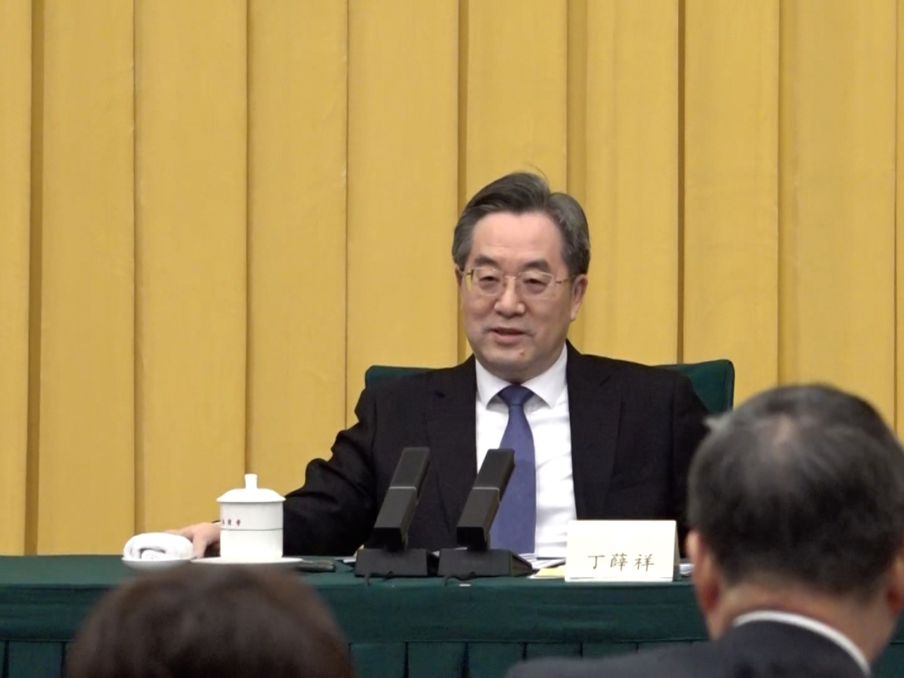 主管港澳事務的中共中央政治局常委、國務院副總理丁薛祥，早上參加港澳地區全國政協委員聯組會。