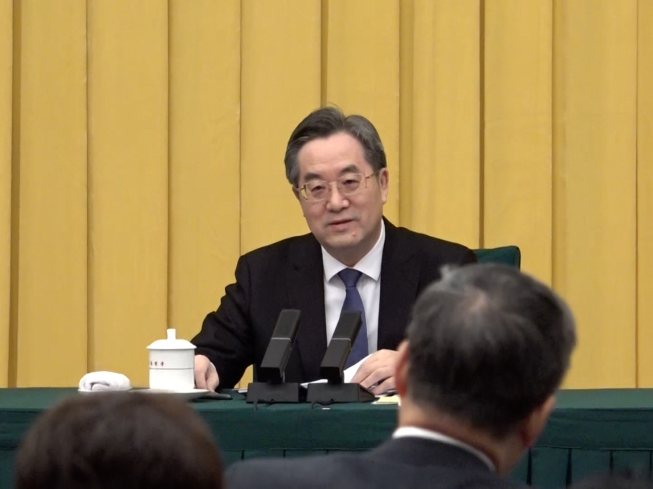 丁薛祥說，行政主導不是行政長官一個人的事，也是港澳特區政府、廣大市民、社會各界共同責任。