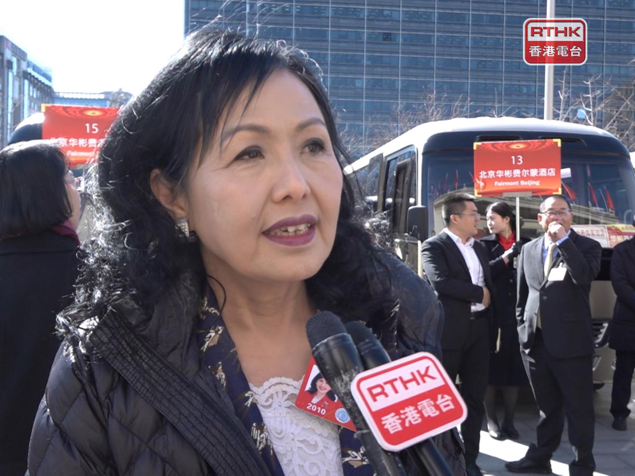 陳清霞表示，規劃綱要草案有很多涉及港澳部分，要主動對接國家規劃。（港台圖片）