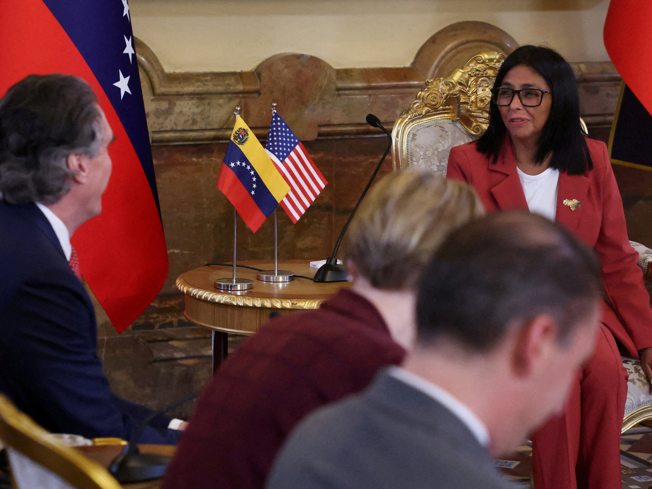 羅德里格斯表示，與美國進行外交對話是解決兩國分歧的途徑。（路透社資料圖片）