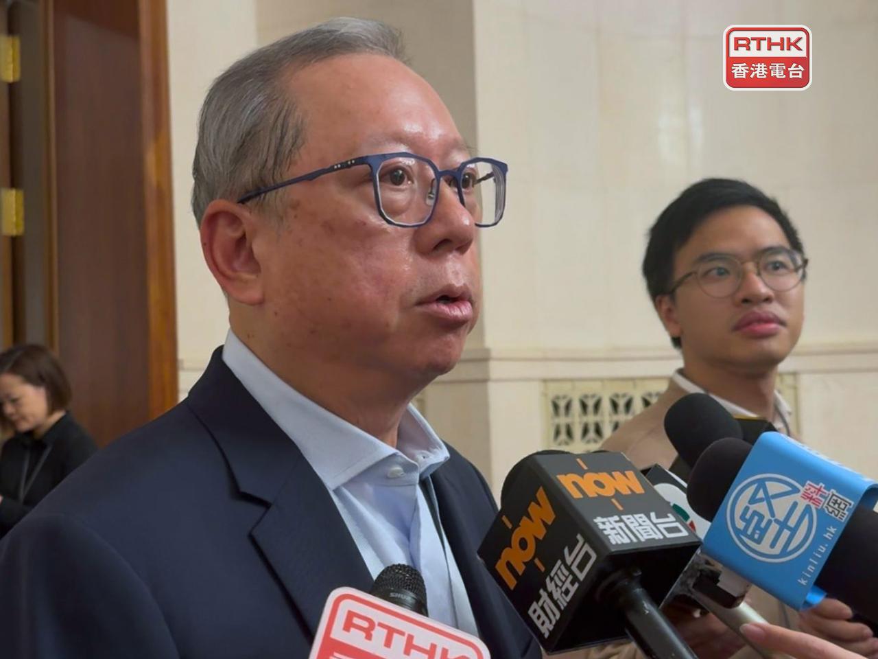 林建岳指旅客選擇目的地首要考慮安全，香港或可因而吸引東南亞及歐洲旅客到訪。（趙嘉駿攝）