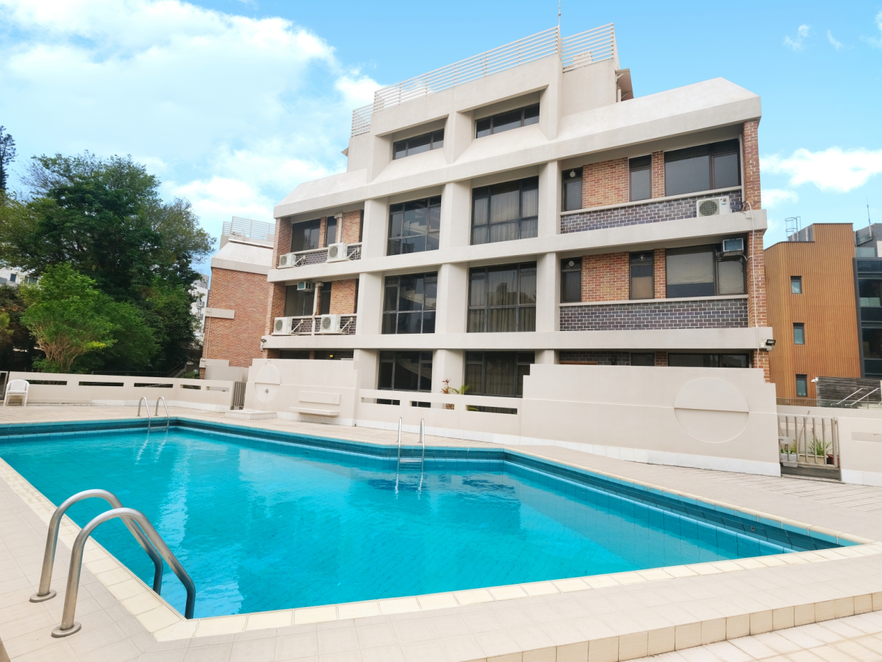 仲量聯行獲委託放售舂坎角道浩瀚台，買家除可作長線收租亦可考慮拆售套現。（仲量聯行提供）