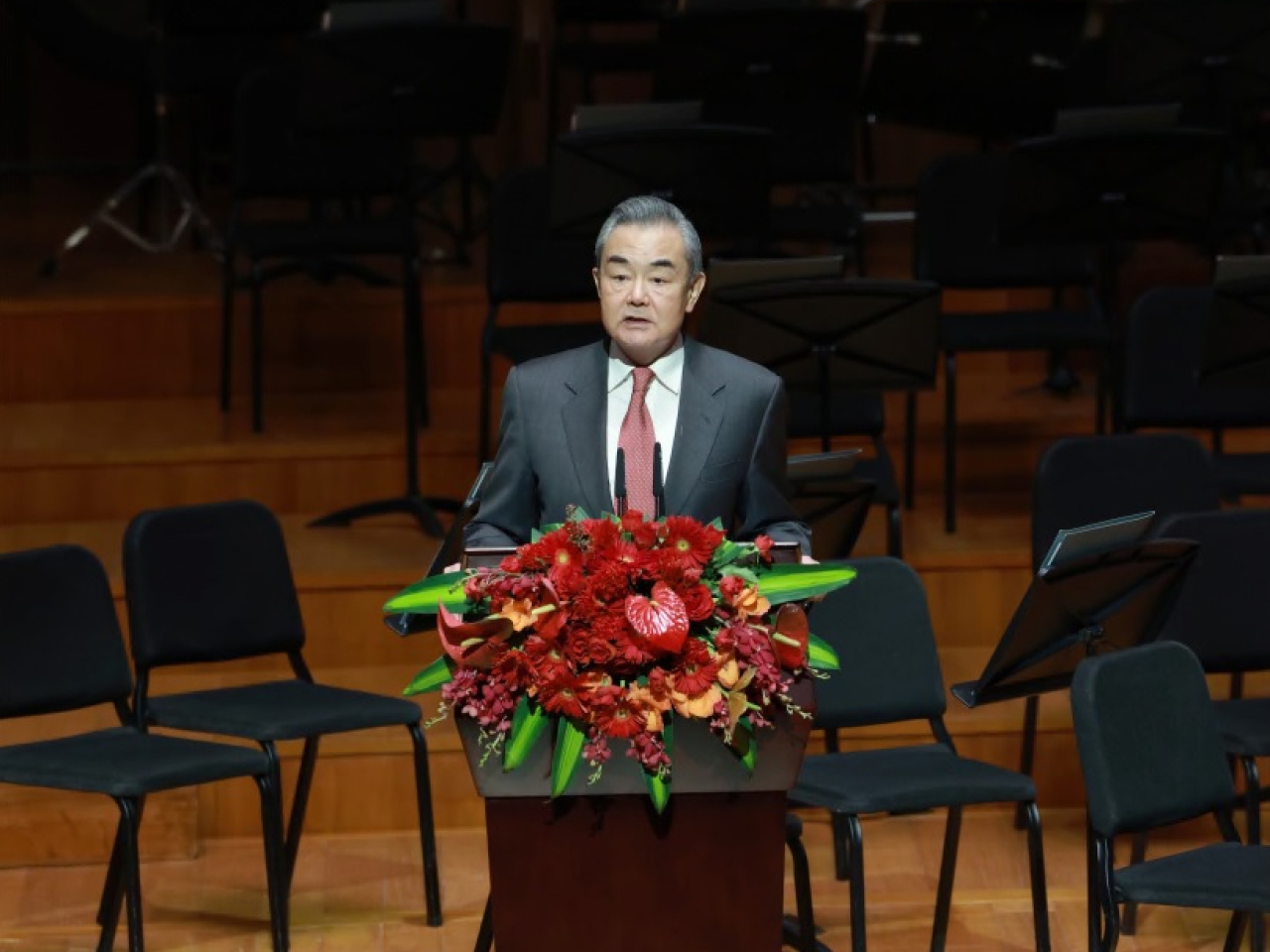 王毅表示，目前的戰事是一場本來不應該發生的戰爭，也是對各方都沒有益處的戰爭。（新華社資料圖片）