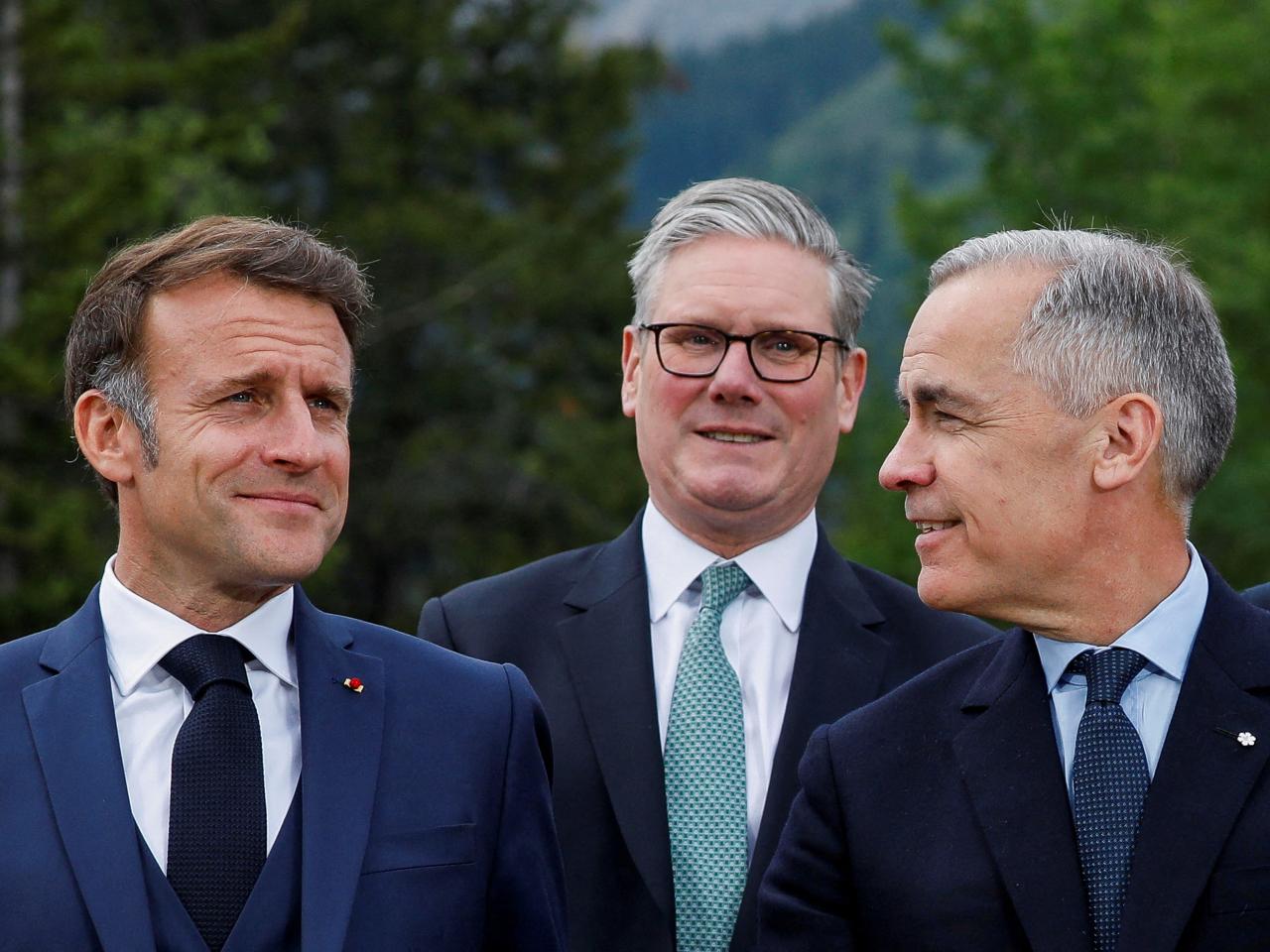 法國是七國輪值主席國，會議將由總統馬克龍（左一）主持。（路透社資料圖片）