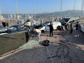 Ten hurt in chain collision on Tsing Ma Bridge