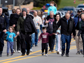 Suspect dead after attack on Michigan synagogue