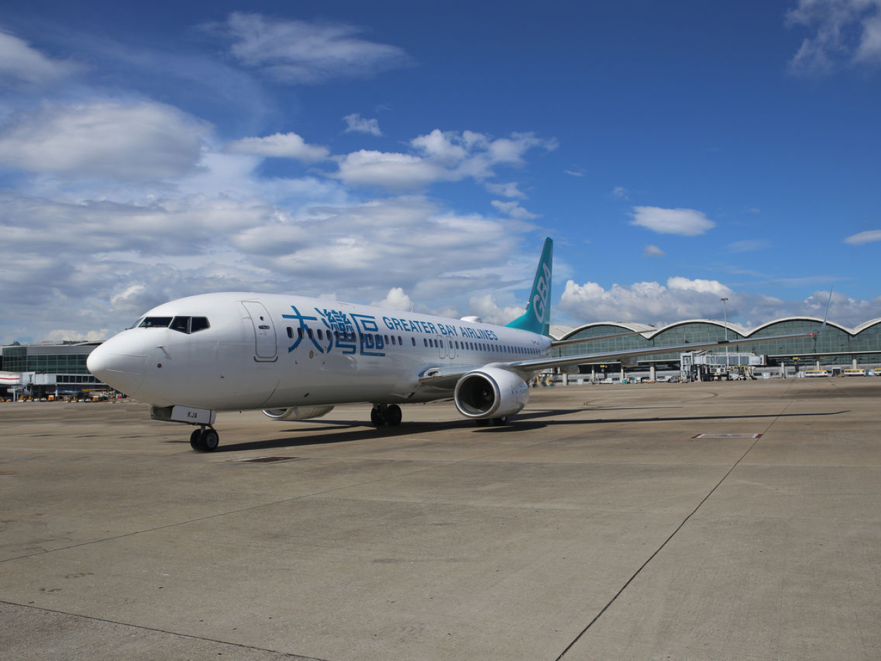 大灣區航空宣布由於燃油價格上漲，將於下周三起，調整個別航段的燃油附加費。（大灣區航空）