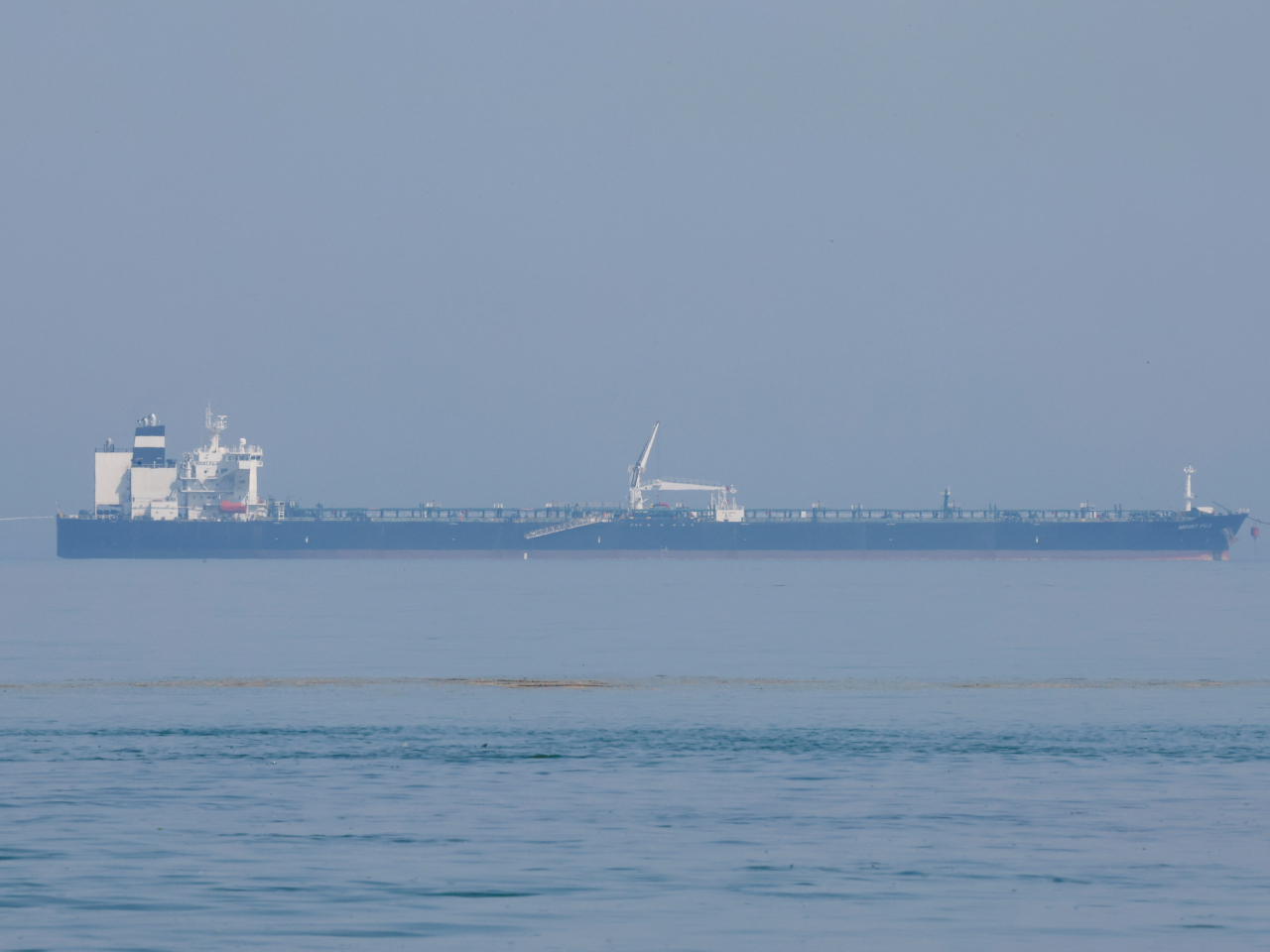 美國宣布暫時放寬對部分俄羅斯石油的制裁，容許其他國家購買目前在海上的俄羅斯石油。（路透社資料圖片）