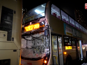 元朗公路四車相撞包括九巴276B及269B　初步指20人受傷