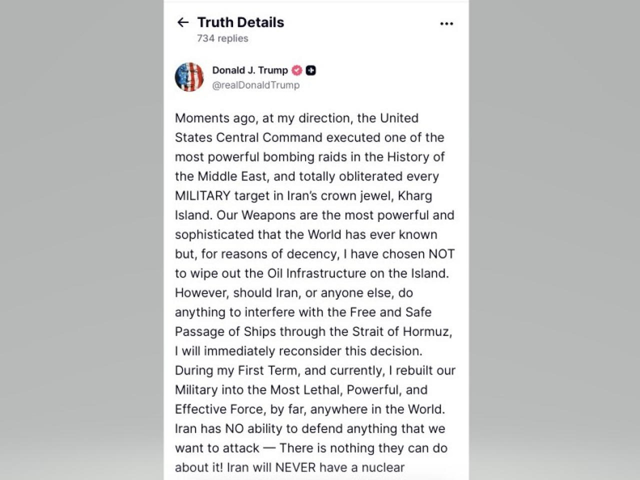 特朗普發文指美軍已對哈爾克島的軍事目標發動猛烈空襲。（網絡截圖）