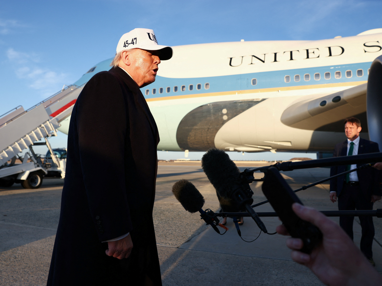 US President Donald Trump has called on other nations to join America in keeping the Strait of Hormuz open. Photo: Reuters
