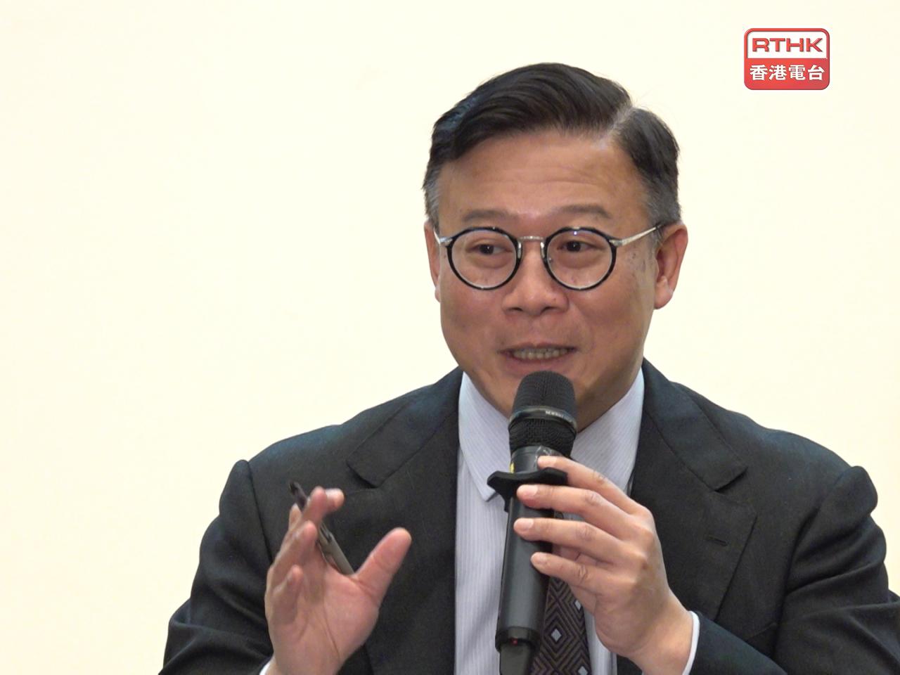 張國鈞今日前赴瑞士日內瓦，出席聯合國人權理事會第61屆會議。（港台圖片）