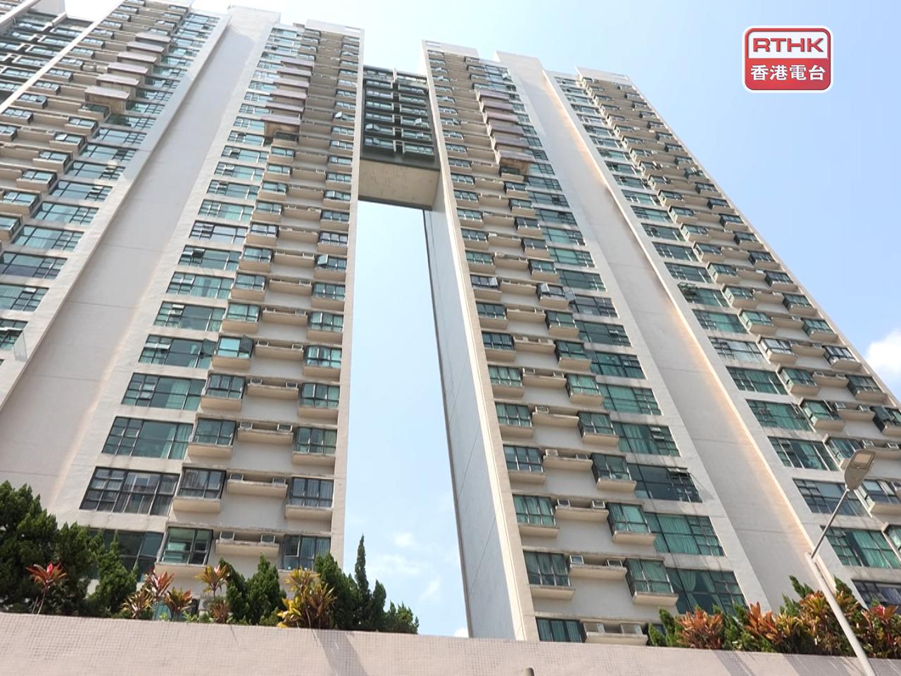 荃灣恒麗園一名約2歲男童墮樓死亡。（梁禎祥攝）