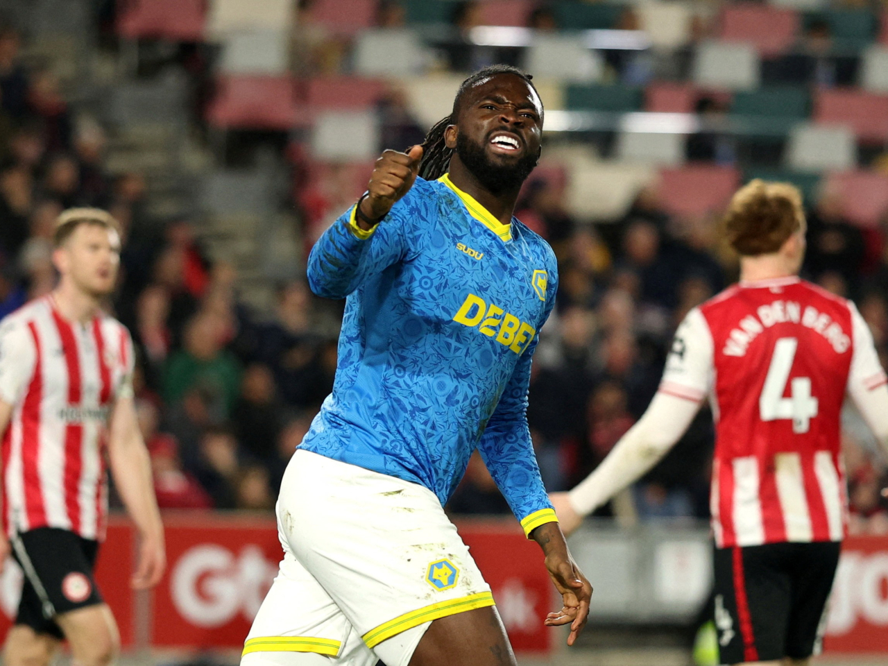 狼隊2:2逼和賓福特。（路透社）