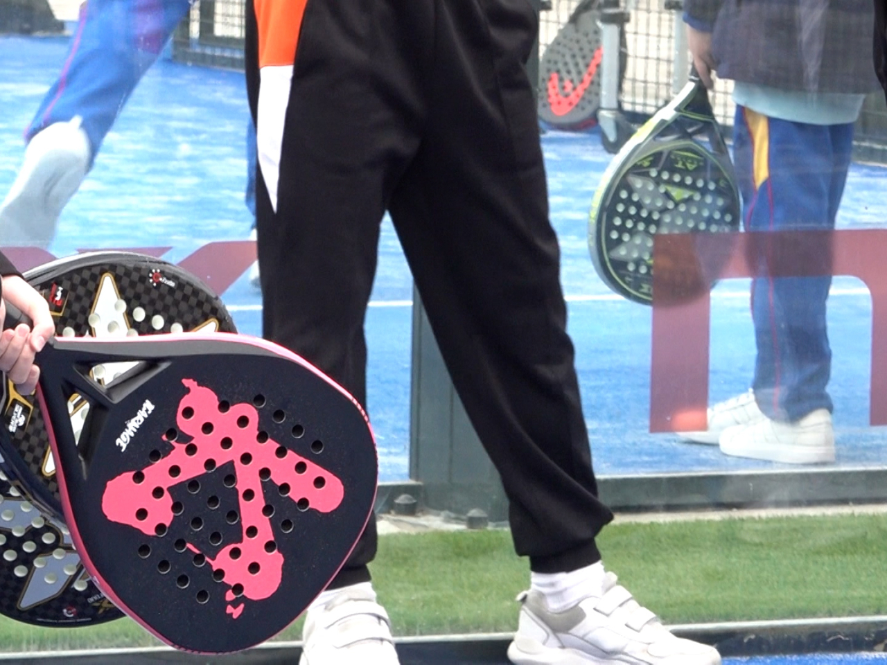 衞生署呼籲學生保持均衡飲食、多進行體能活動、減少電子屏幕使用時間。（港台圖片）